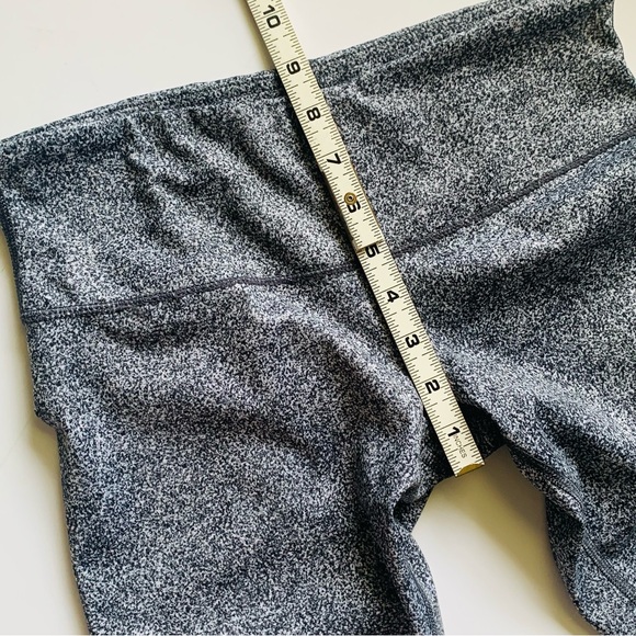 lululemon Wunder Under High Rise Crop Leggings Navy Blue Size 6 - Picture 8 of 13